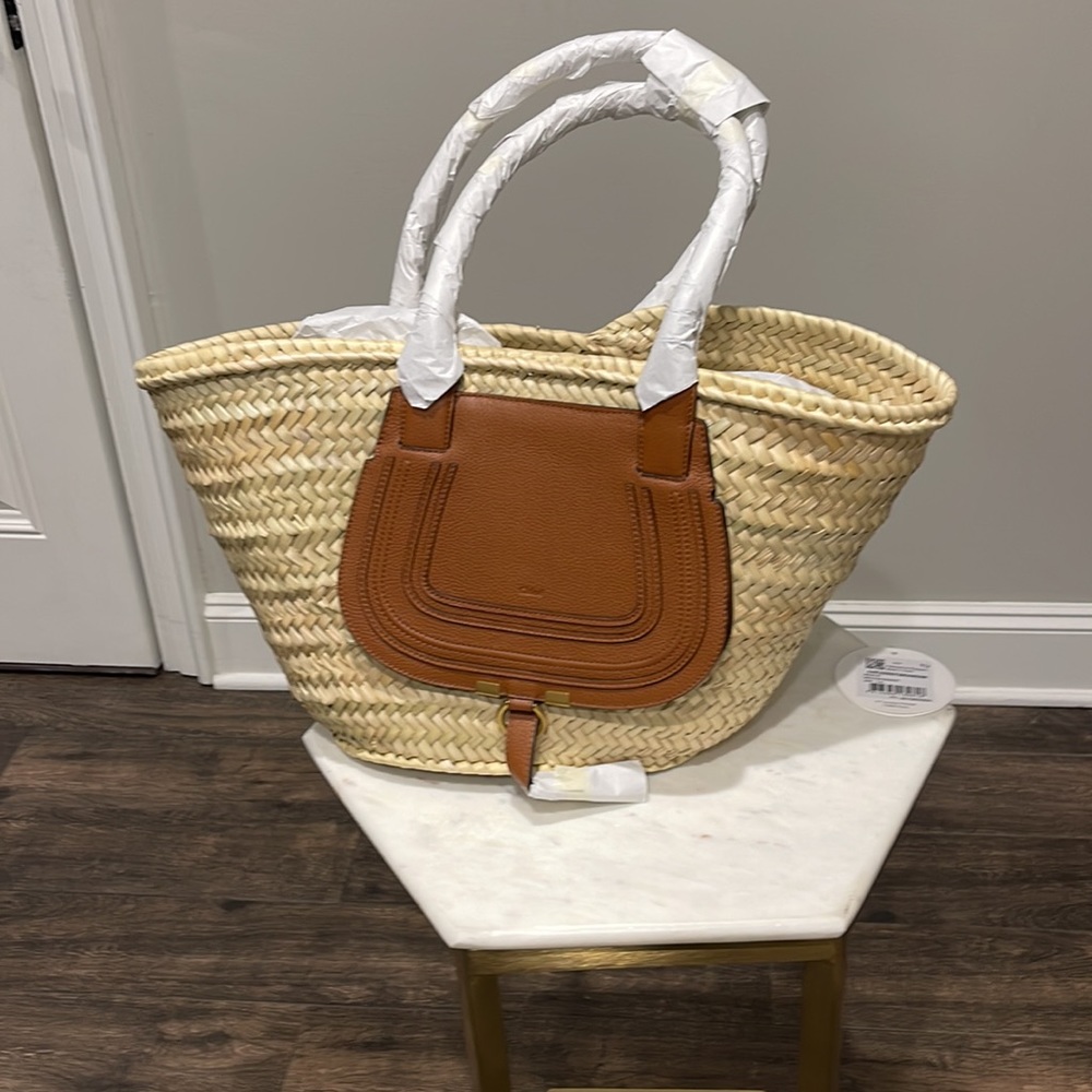 Chloe medium marcie basket tote NWT in Tan - Picture 2 of 5